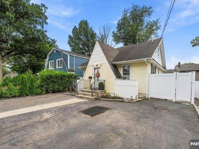 House for sale in Dumont, Bergen County