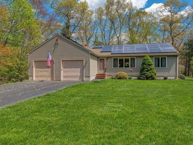 House for sale in East Bridgewater, Massachusetts
