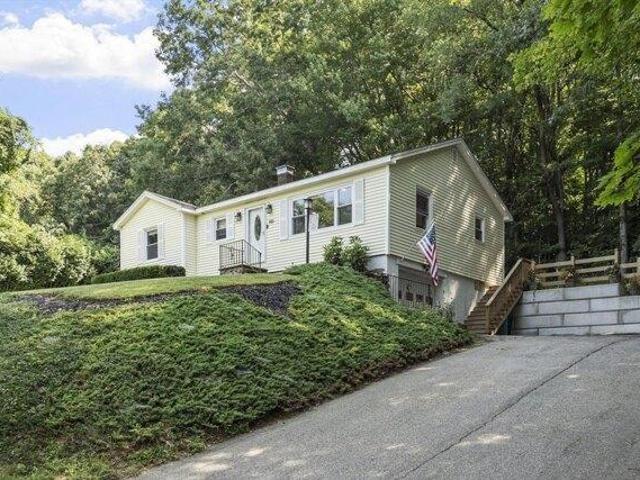House for sale in East Brookfield, Massachusetts