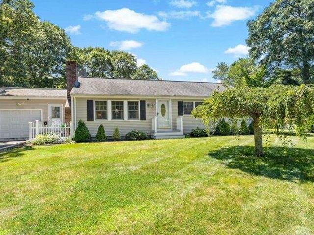 House for sale in East Falmouth, Massachusetts