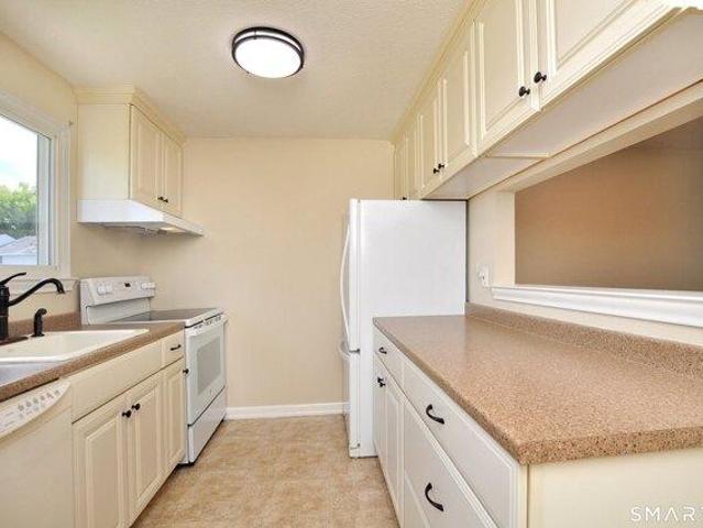 House for sale in Spoonville, East Granby