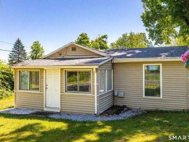 House for sale in East Hampton, Connecticut