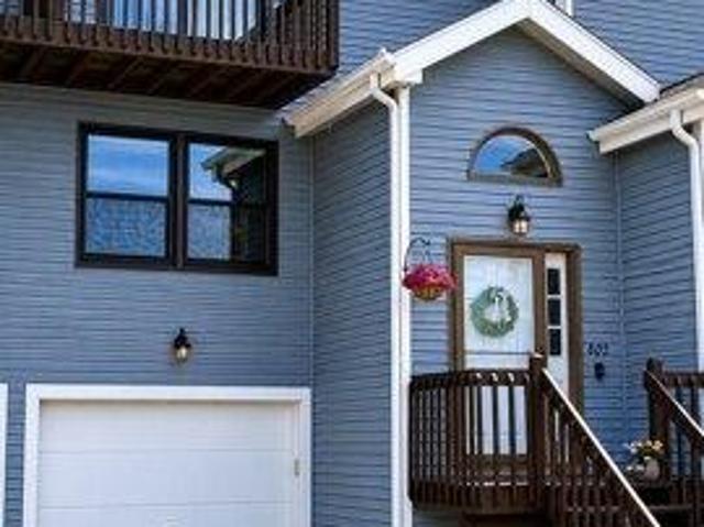 House for sale in East Hampton, Connecticut