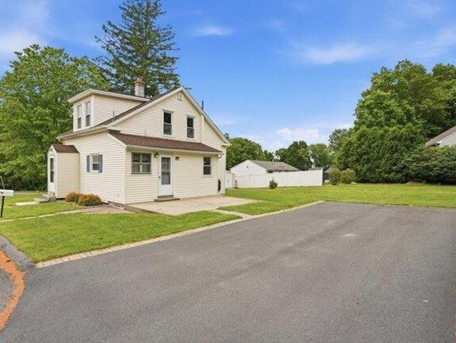House for sale in Hampden, Massachusetts