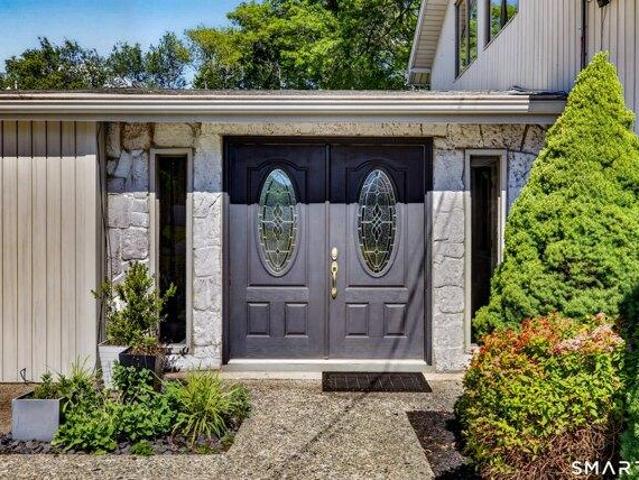 House for sale in East Lyme, Connecticut