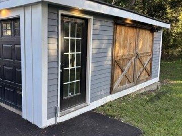 House for sale in North Easton, Easton