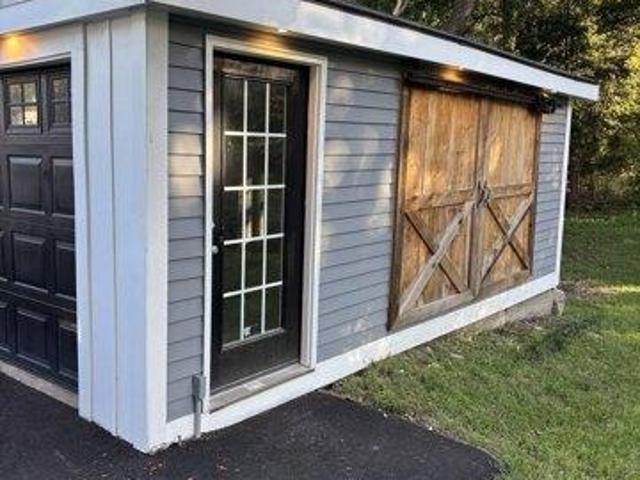 House for sale in North Easton, Easton