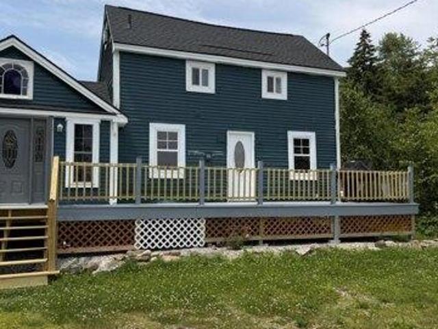 House for sale in Edgecomb, Maine