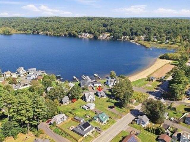 House for sale in Ellington, Connecticut