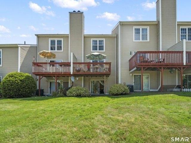 House for sale in Enfield, Connecticut
