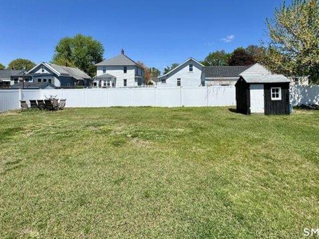 House for sale in Enfield, Connecticut