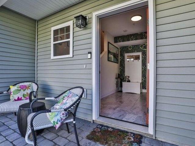 House for sale in Epping, Rockingham County