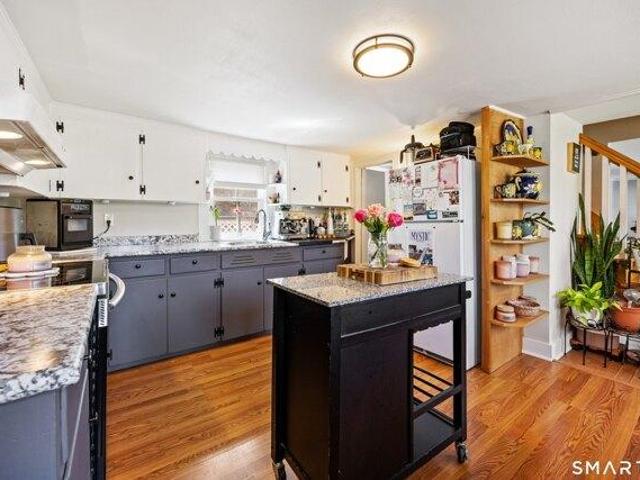 House for sale in Centerbrook, Connecticut