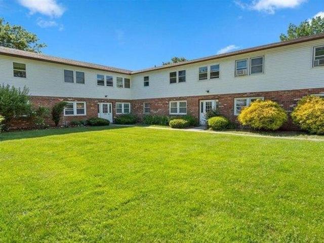 House for sale in Essex Junction, Vermont