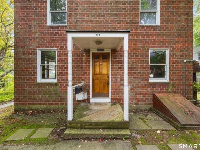 House for sale in Melville Village, Fairfield