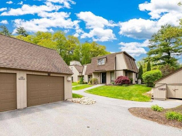 House for sale in Farmington, Connecticut