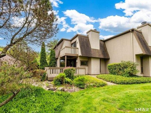 House for sale in Farmington, Connecticut