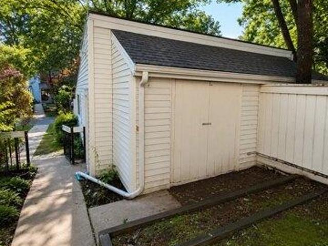 House for sale in Farmington, Connecticut