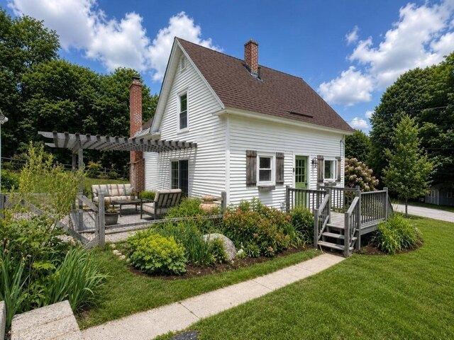 House for sale in New Hampshire