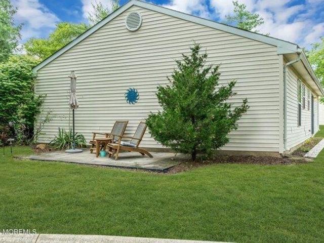 House for sale in Surrey Downs, Howell Township
