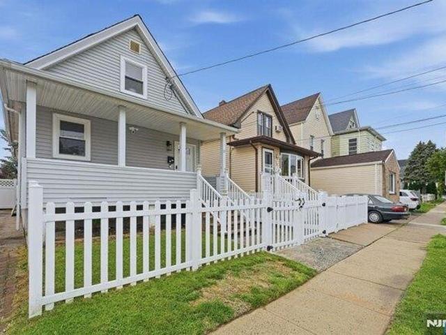 House for sale in Garfield, New Jersey