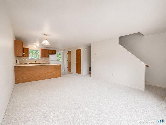 House for sale in Glastonbury, Connecticut