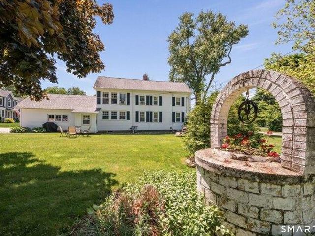 House for sale in Glastonbury, Connecticut