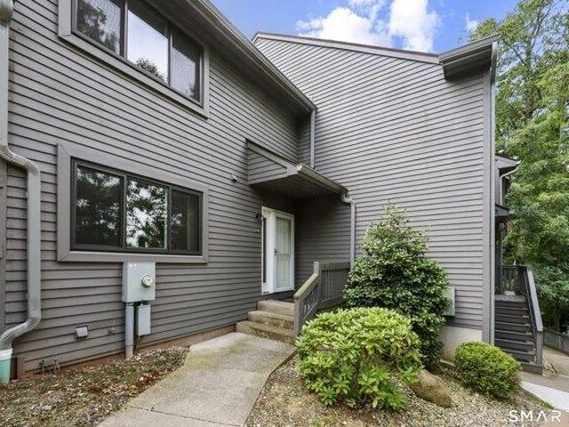 House for sale in Glastonbury, Connecticut