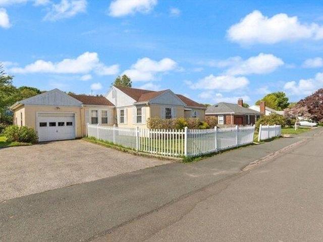 House for sale in Gloucester, Massachusetts