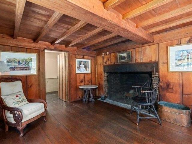House for sale in Freshwater Cove Village, Gloucester