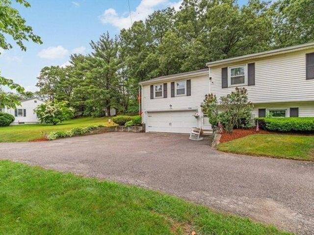 House for sale in Grafton, Massachusetts