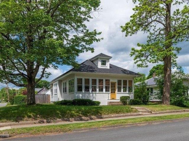 House for sale in Greenfield, Massachusetts