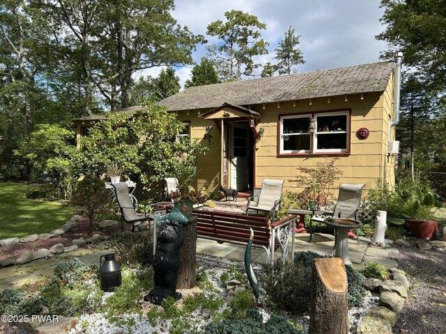 House for sale in Greentown, Pennsylvania