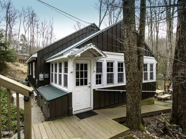 House for sale in Greentown, Pennsylvania