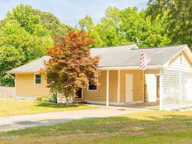 House for sale in Grimesland, North Carolina