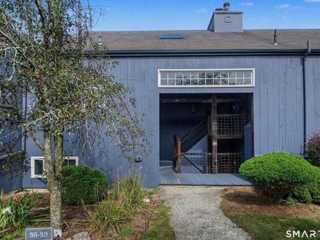 House for sale in Long Hill Farms, Guilford