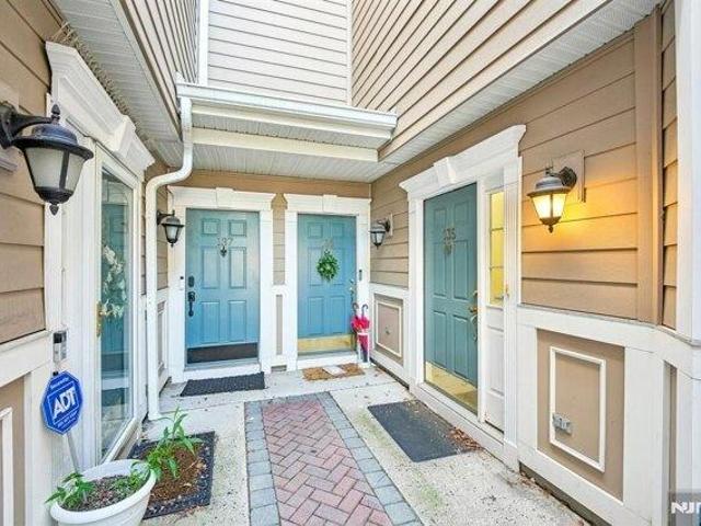 House for sale in Hudson, New Jersey