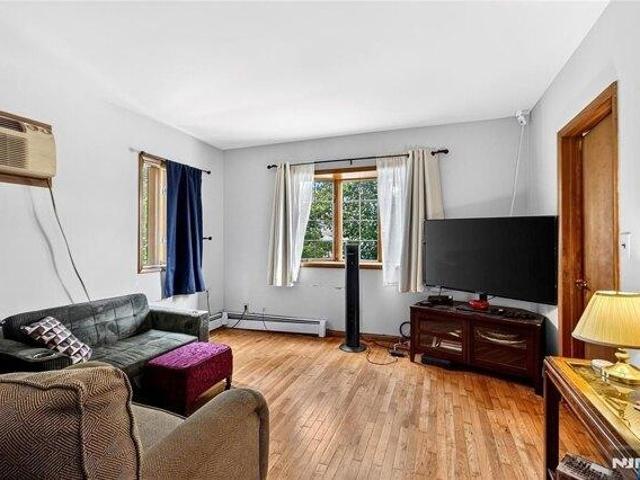 House for sale in Hackensack, New Jersey