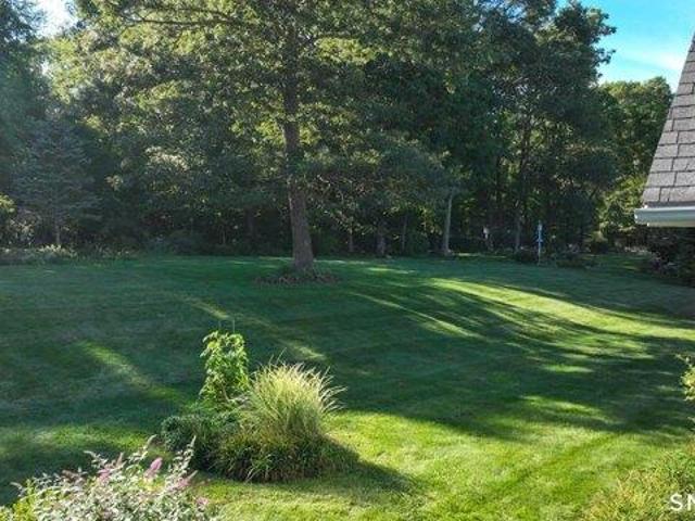 House for sale in West Haddam, Haddam