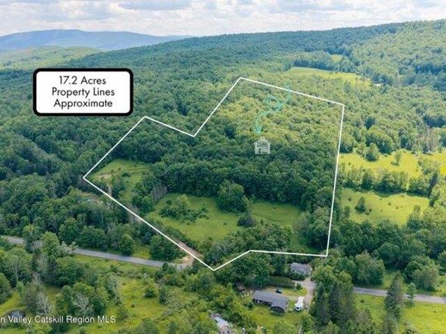 House for sale in Halcottsville, New York