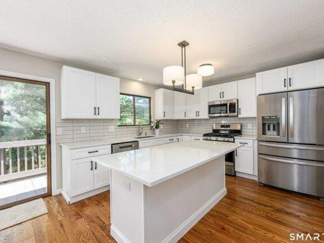 House for sale in Hamden, Connecticut