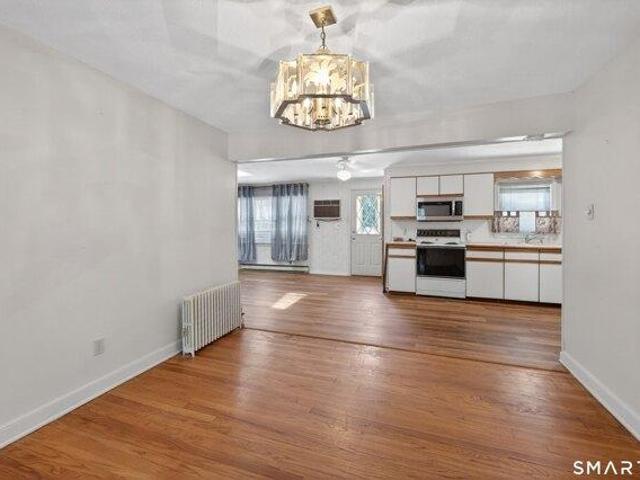 House for sale in Hamden, Connecticut