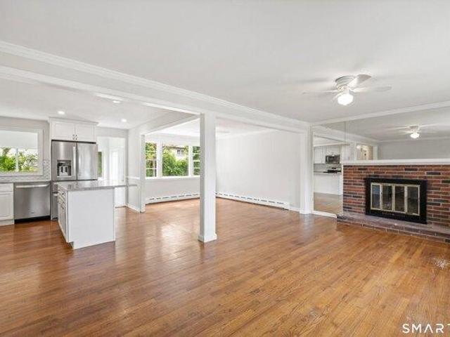 House for sale in Hamden, Connecticut