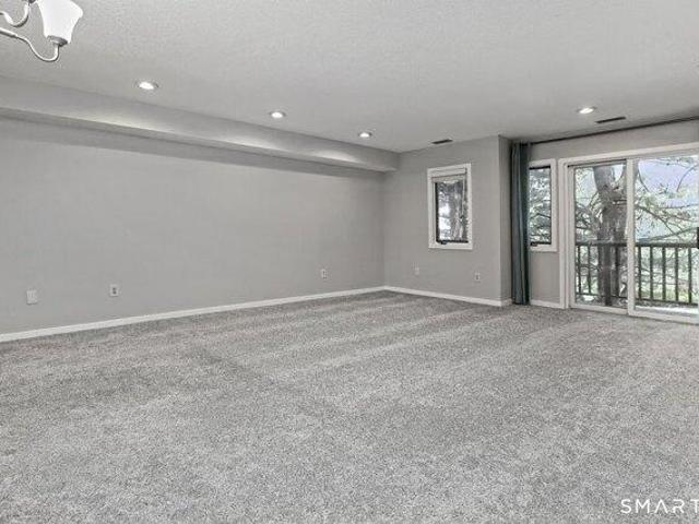 House for sale in Hamden, Connecticut
