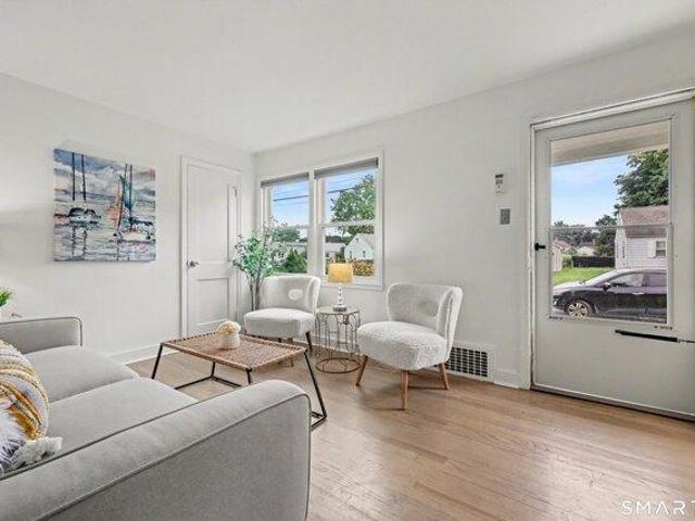 House for sale in Hamden, South Central Connecticut Planning Region