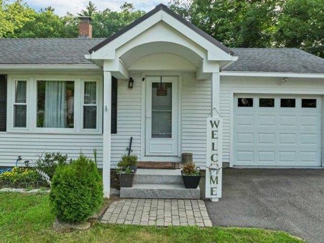 House for sale in New Hampshire