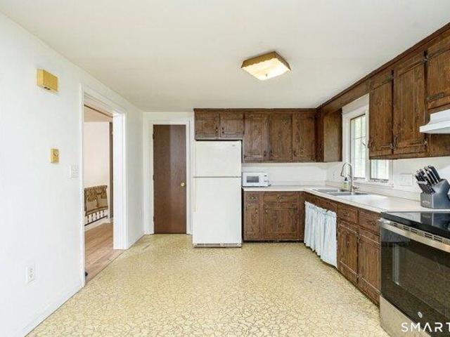 House for sale in Hampton, Connecticut