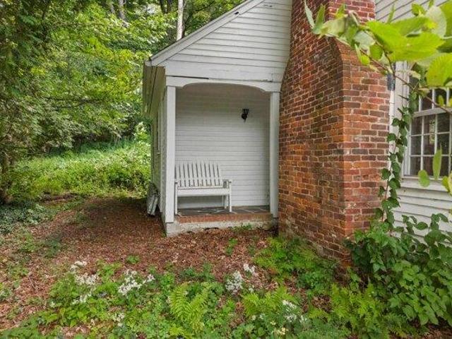 House for sale in Hancock, Hillsborough County