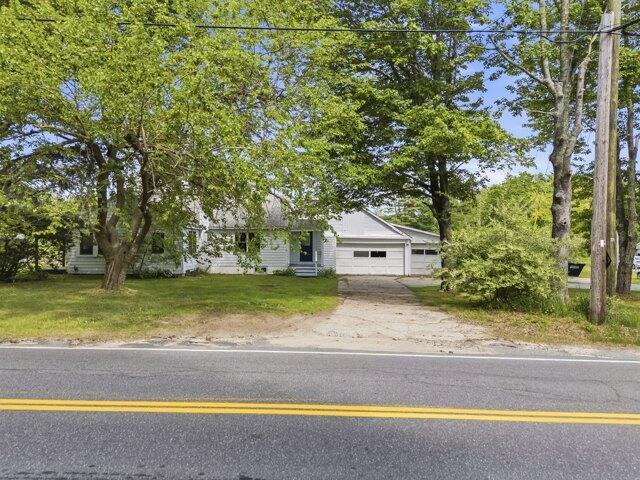 House for sale in Bailey Island, Maine