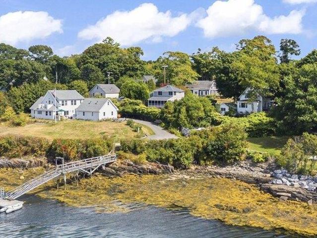 House for sale in Bailey Island, Maine